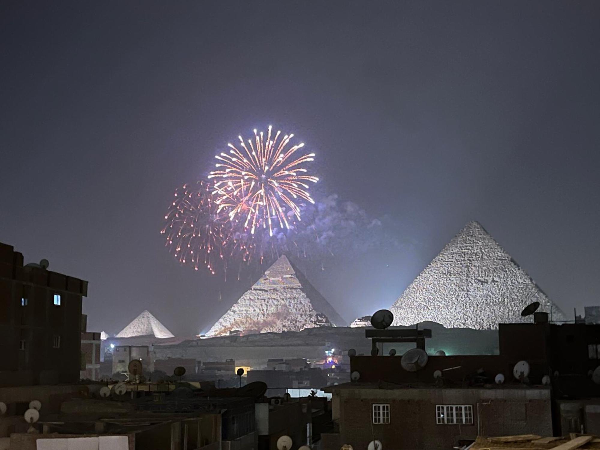 Pyramids Kefren Hotel Kafrat al Jabal Exterior photo